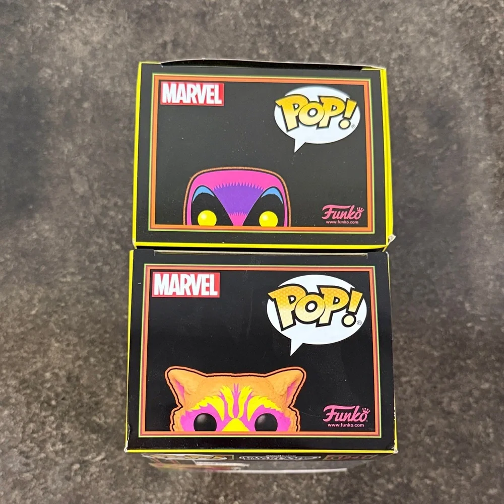 Marvel Deadpool #801 & Rocket #1241 Funko Pop Blacklight Target Exclusives - Picture 4 of 6